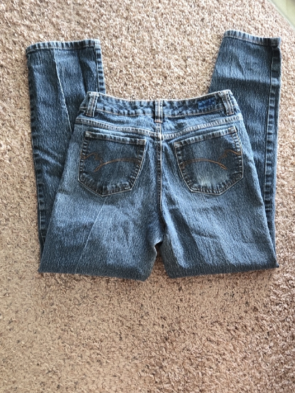 Bandolino Size 8 Blue Washed Denim Jeans